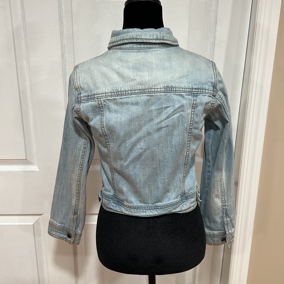 Pre-owned girl Jean jacket 🤗 - Picture 3 of 5